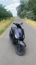 Toscana A klasse, Fietsen en Brommers, Ophalen, Zo goed als nieuw