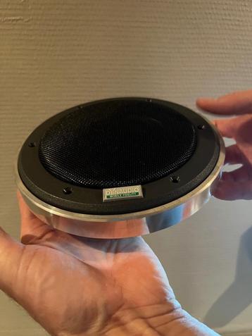 Dynaudio composet mKII 240  beschikbaar voor biedingen