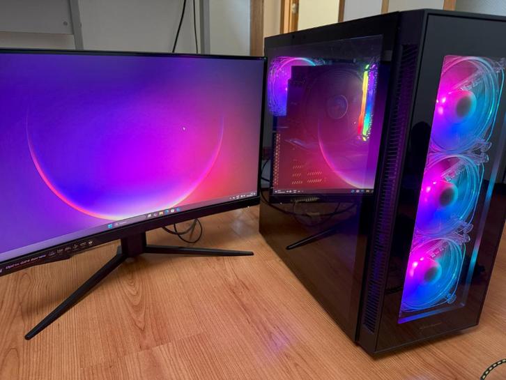 Volledige gaming pc set up met alles erop en eraan, Computers en Software, Desktop Pc's, Gebruikt, Onbekend, HDD, SSD, 16 GB, Met videokaart