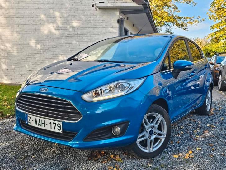 Ford Fiesta 1.0i prête à immatriculer, Autos, Ford, Particulier, Fiësta, Airbags, Air conditionné, Bluetooth, Verrouillage central