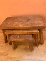 3 tables d'appoint en bois lourd, Maison & Meubles, Tables | Tables d'appoint, Bois, Enlèvement, Utilisé