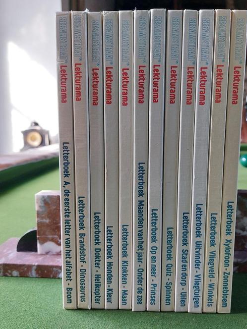 Boekencollectie Sesamstraat letterboek 1986 - 1987, Boeken, Kinderboeken | Jeugd | onder 10 jaar, Gelezen, Fictie algemeen, Ophalen