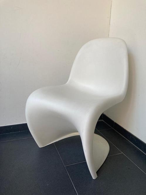 Verner panton vitra s chair volwassen model wit, Huis en Inrichting, Stoelen, Zo goed als nieuw, Kunststof, Wit, Ophalen