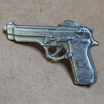Pin PIETRO BERETTA BARDONELY ITALY beschikbaar voor biedingen