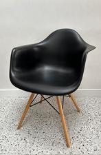 4 Eames stoelen (replica), Maison & Meubles, Chaises, Enlèvement, Utilisé