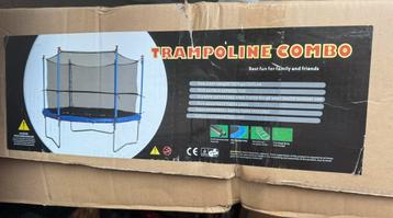 Trampoline Combo Nieuwe In Doos beschikbaar voor biedingen