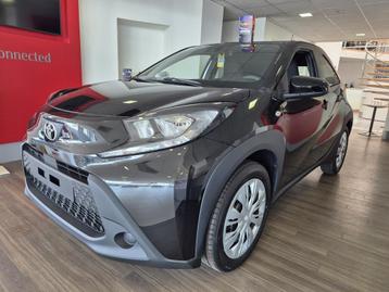 Toyota Aygo X 1.0 VVT-i Play CVT, Auto's, 4 zetels, Stof, 965 kg, Zwart