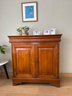 Mooi kastje  afmeting 1M  x 1M  , Diep 44cm bovenaan lade, Huis en Inrichting, Kasten | Overige, Ophalen