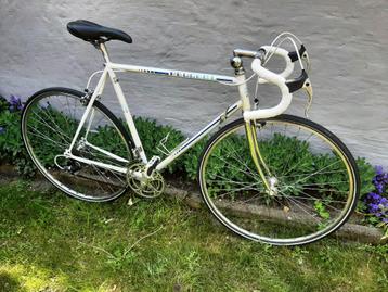 Peugeot Vintage racefiets  - volledig in orde/rijklaar beschikbaar voor biedingen