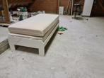 Bed 1 persoon met latten bodem en 2 matrassen 35 euro, Huis en Inrichting, Ophalen, Gebruikt, Eenpersoons, Wit