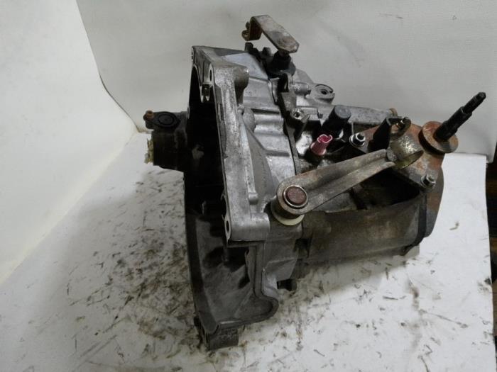 Versnellingsbak van een Peugeot 206, Auto-onderdelen, Transmissie en Toebehoren, Peugeot, Gebruikt, 3 maanden garantie, Ophalen of Verzenden