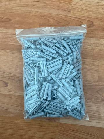 Plug 200 stuks 6x40 beschikbaar voor biedingen