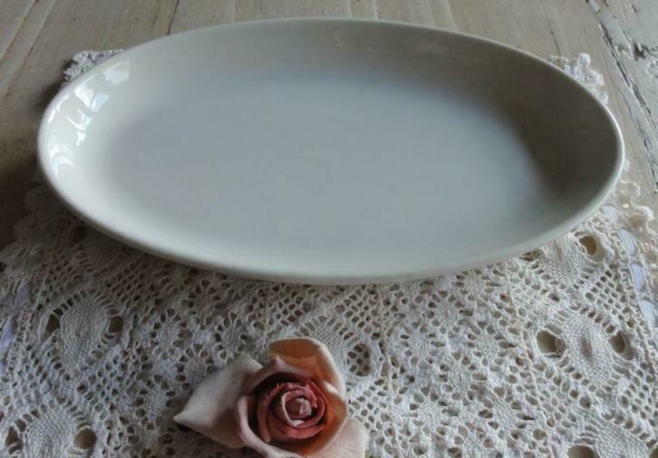 Ovaal creme schaaltje P. Regout Maastricht, Antiek en Kunst, Antiek | Servies los, Ophalen of Verzenden