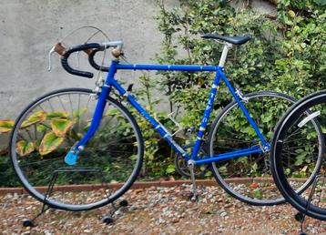 Authentieke vintage racefiets merk Tempo kadermaat 57 beschikbaar voor biedingen