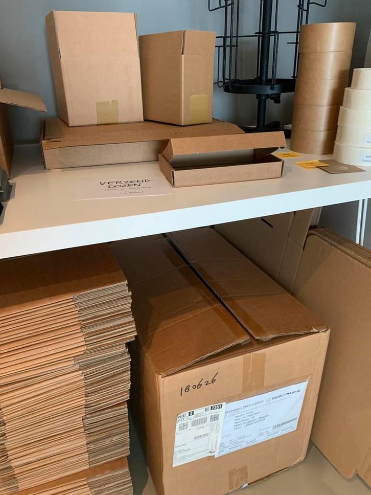 verzenddoosjes voor webshop + gratis vulmateriaal, Zakelijke goederen, Stock en Retail | Verpakking en Verzending, Ophalen