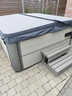Hotspring Spa - 6 personen, Tuin en Terras, Bubbelbaden en Hottubs, Ophalen, Zo goed als nieuw, Filter, Vast