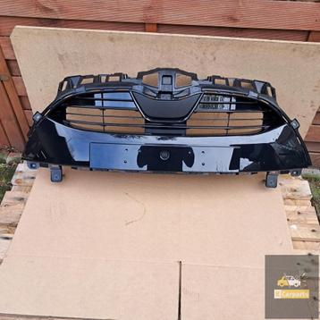 VOORBUMPER GRILLE TOYOTA YARIS IV 4 2020 - 2024 beschikbaar voor biedingen