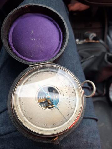 Zeldzame zakbarometer 

 beschikbaar voor biedingen