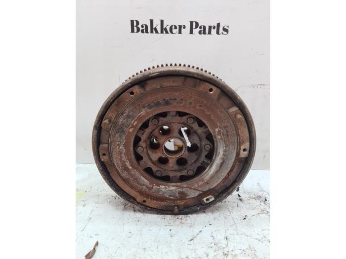 Dubbele massa vliegwiel van een BMW 3-Serie, Auto-onderdelen, Motor en Toebehoren, BMW, Gebruikt, 3 maanden garantie