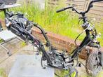 a klasse peugeot kisbee kader + alle papieren, Gebruikt, Ophalen of Verzenden, Benzine, Peugeot