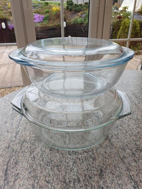 Lot de 2 plats en pyrex, Huis en Inrichting, Keuken | Keukenbenodigdheden, Zo goed als nieuw, Ophalen
