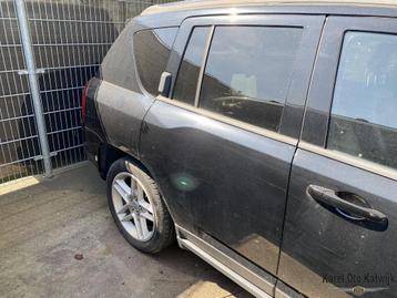 Achterdeur rechts Jeep Compass zwart 2014 beschikbaar voor biedingen