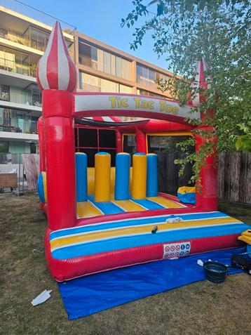 Springkasteel / springkussen oxo van jb-inflatable beschikbaar voor biedingen