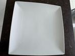 Yong plat dinerbord 30 x30 wit porselein, Ophalen, Zo goed als nieuw, Bord(en), Effen