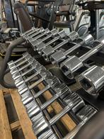 Haltères Technogym 1-10 kg + support (état neuf), Enlèvement, Métal, Bras, Centrale électrique