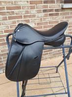 Selle dressage Junior Daaleman 16.5, Animaux & Accessoires, Comme neuf, Enlèvement ou Envoi, Dressage