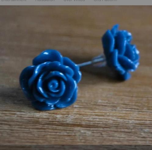oorbellen in de vorm van een roos, Bijoux, Sacs & Beauté, Boucles d'oreilles, Envoi