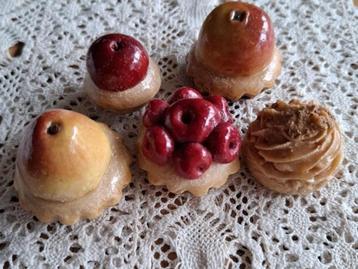 5 Mini nep gebakjes  beschikbaar voor biedingen