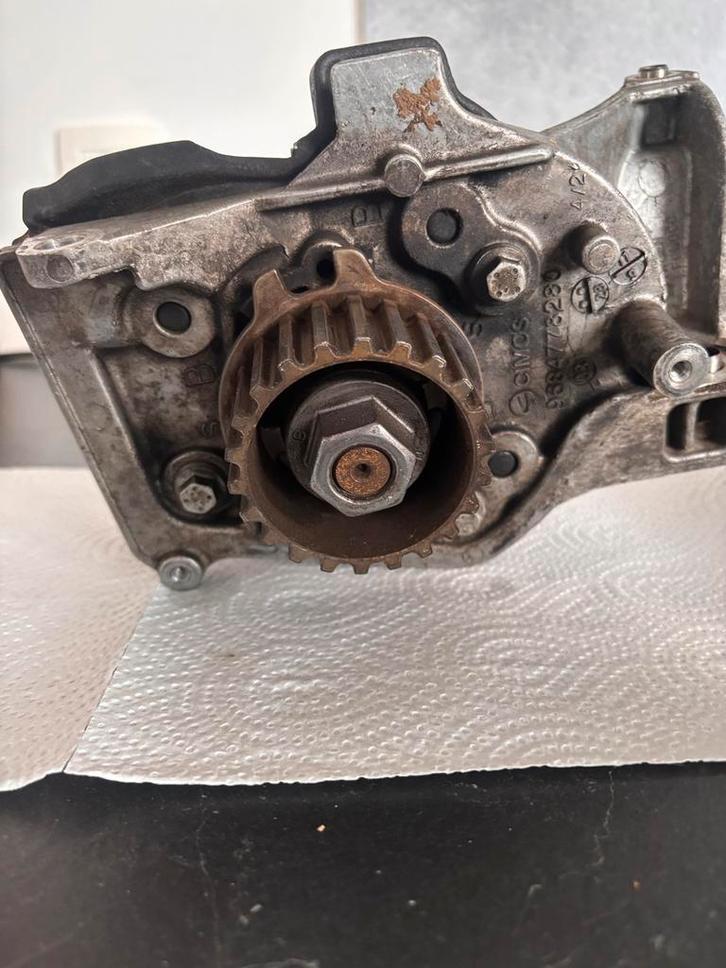 Pompe haute pression diesel 16 HDI TDCi Ford Peugeot Citroën, Auto-onderdelen, Transmissie en Toebehoren, Citroën, Ophalen of Verzenden