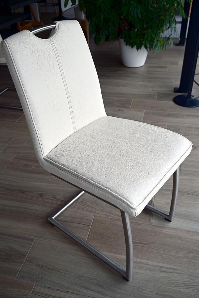 8 eetkamerstoelen met stoelhoezen / wit kunstleer met schade, Huis en Inrichting, Stoelen, Gebruikt, Vijf, Zes of meer stoelen