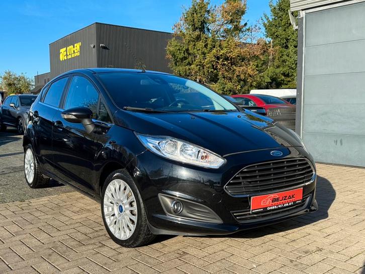 Ford fiesta titanium facelift 78.000km 1j Garantie, Auto's, Ford, Bedrijf, Te koop, Fiësta, Centrale vergrendeling, Benzine, Euro 6