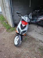 Bonjour je vend où échange un Peugeot speedfight 2 liquide c, Vélos & Vélomoteurs, Scooters | Peugeot, 49 cm³, Comme neuf, Enlèvement