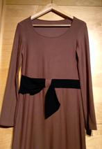 Nouvelle Robe t.M, Neuf, Taille 38/40 (M), Enlèvement ou Envoi, Brun