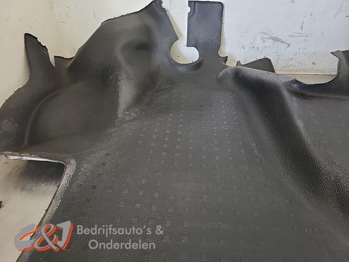 Vloerbedekking van een Volkswagen Transporter, Auto-onderdelen, Interieur en Bekleding, Volkswagen, Gebruikt, 3 maanden garantie
