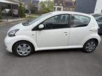 Toyota Aygo 1.0 MET AIRCO (bj 2011), Auto's, Toyota, Voorwielaandrijving, Gebruikt, 95 pk, Bedrijf