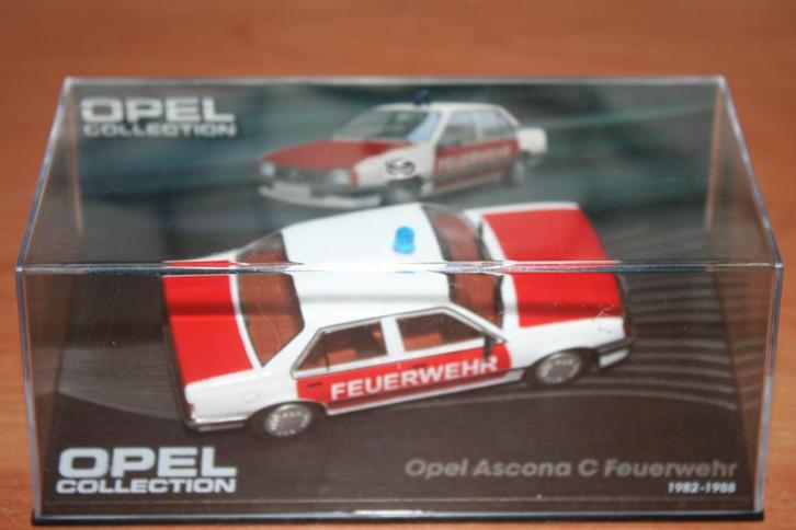 Diverse Opel schaalmodellen van hulpdiensten 1/43, Hobby en Vrije tijd, Modelauto's | 1:43, Nieuw, Auto, Overige merken, Ophalen of Verzenden