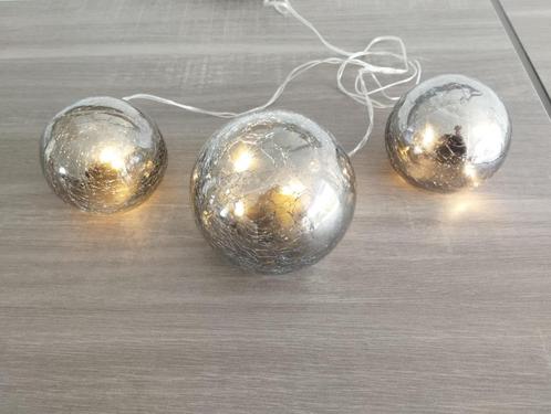 Déco: 3 boules en verre LED pour intérieur, Huis en Inrichting, Lampen | Overige, Zo goed als nieuw, Ophalen