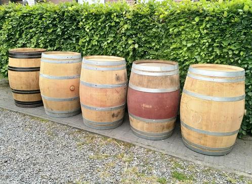 Wijnvat Regenton 225 ltr Bordeaux vat, Tuin en Terras, Regentonnen, Zo goed als nieuw, Hout, 150 liter of meer, Ophalen
