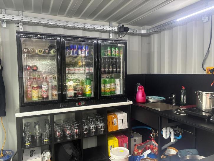 Conteneur de bar à louer ou à vendre, Hobby & Loisirs créatifs, Articles de fête | Location, Comme neuf, Enlèvement