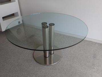 Table de design italien Marcuso 2532 disponible aux enchères