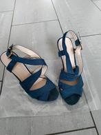 Hakjes 37, Enlèvement