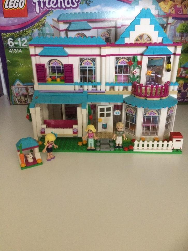 Lego Friends Stephanie’s Huis, Kinderen en Baby's, Speelgoed | Duplo en Lego, Zo goed als nieuw, Lego, Complete set, Ophalen of Verzenden