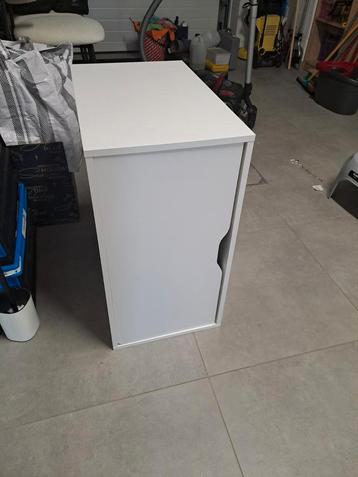 kastje Alex Ikea beschikbaar voor biedingen