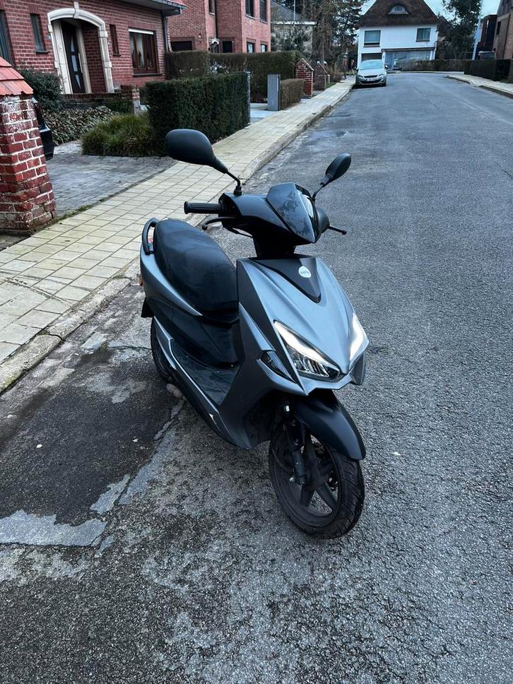 Sirocco A-klasse, Fietsen en Brommers, Brommeronderdelen | Algemeen, Zo goed als nieuw, Uitlaat, Ophalen