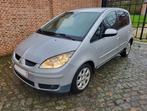 Mitsubishi Colt 1300cc Benzine GEKEURD Voor verkoop, Auto's, Mitsubishi, Stof, Zwart, 4 cilinders, Colt