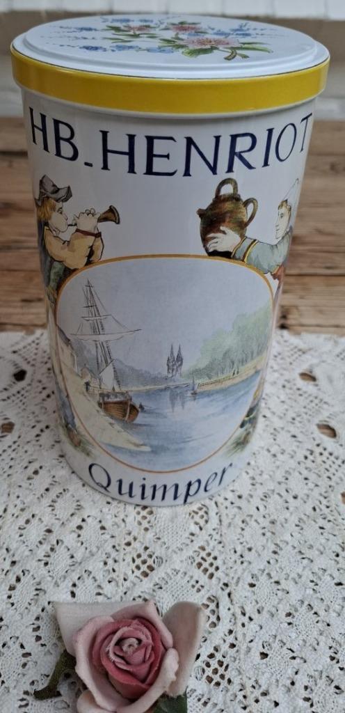 Frans HB Henriot Quimper blik met zeilschip en klederdracht, Verzamelen, Blikken, Gebruikt, Overige, Overige merken, Ophalen of Verzenden